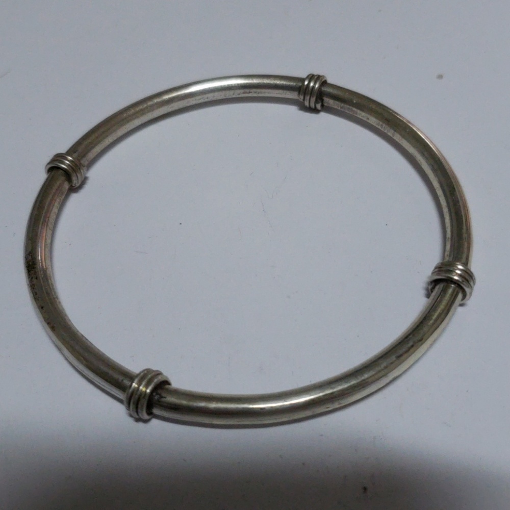 Silver bangle bracelet